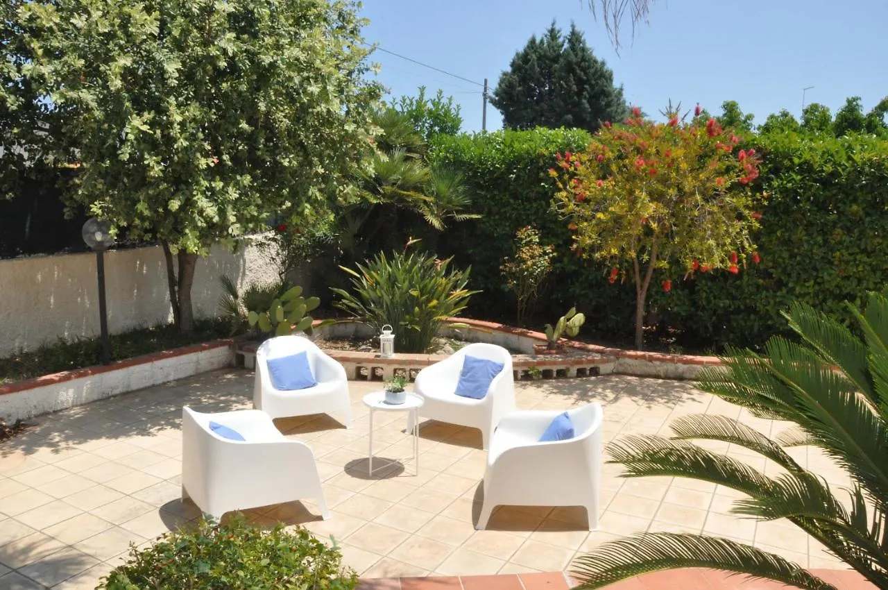 Villa Sirjaco Sea Home Fontane Bianche Italy